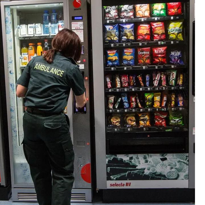 Snacks Vending Machine Supplier