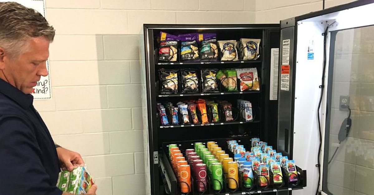How Vending Machine Suppliers Are Supporting the Healthcare Industry